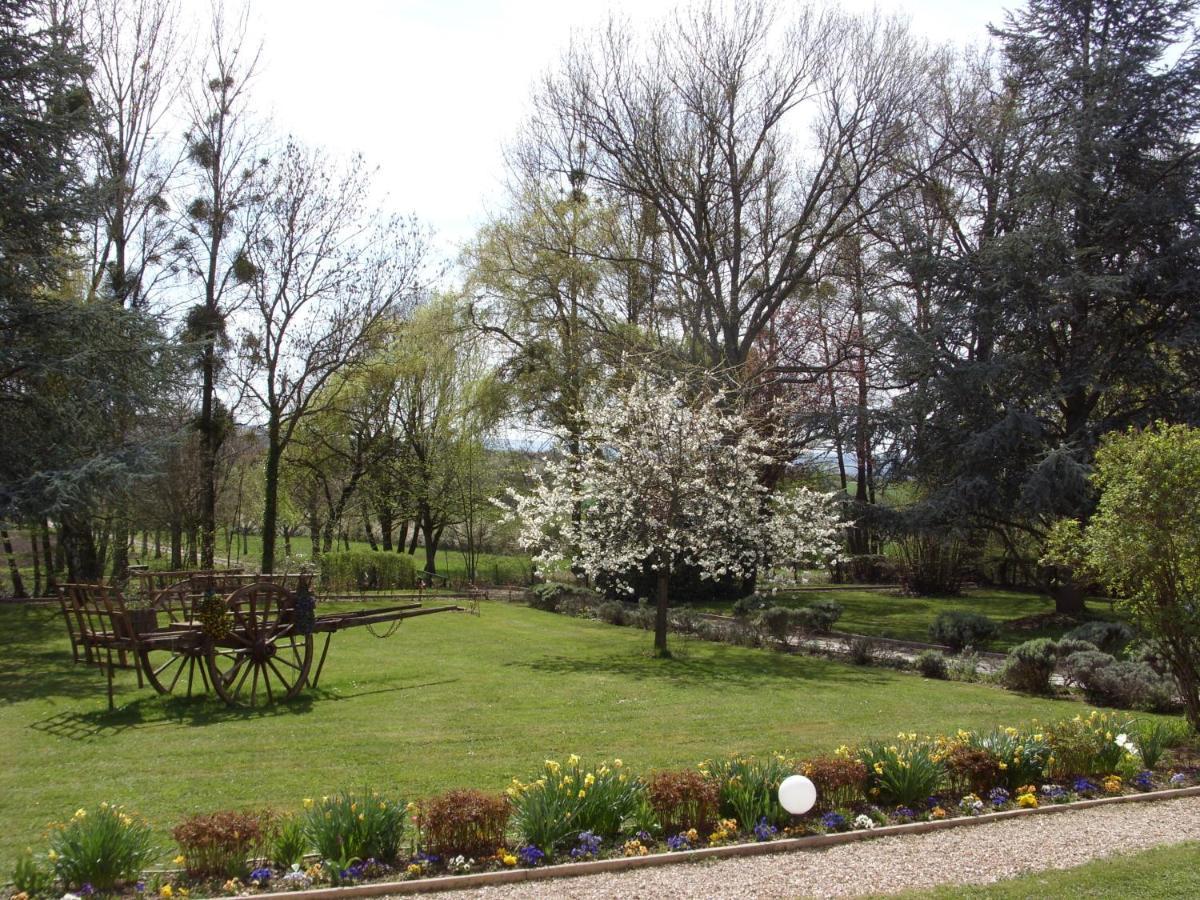 Bed and Breakfast Domaine De Sainte Anne Venoy Экстерьер фото