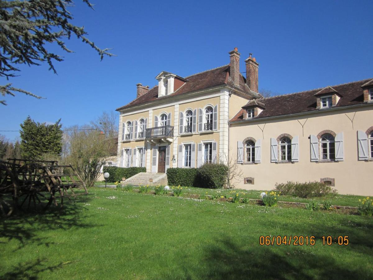 Bed and Breakfast Domaine De Sainte Anne Venoy Экстерьер фото