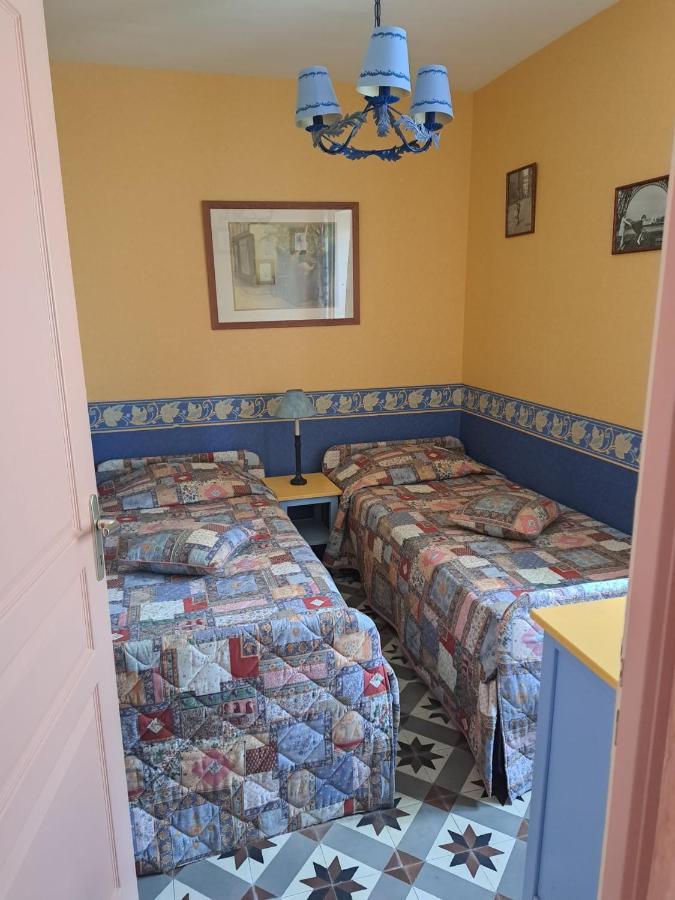 Bed and Breakfast Domaine De Sainte Anne Venoy Экстерьер фото